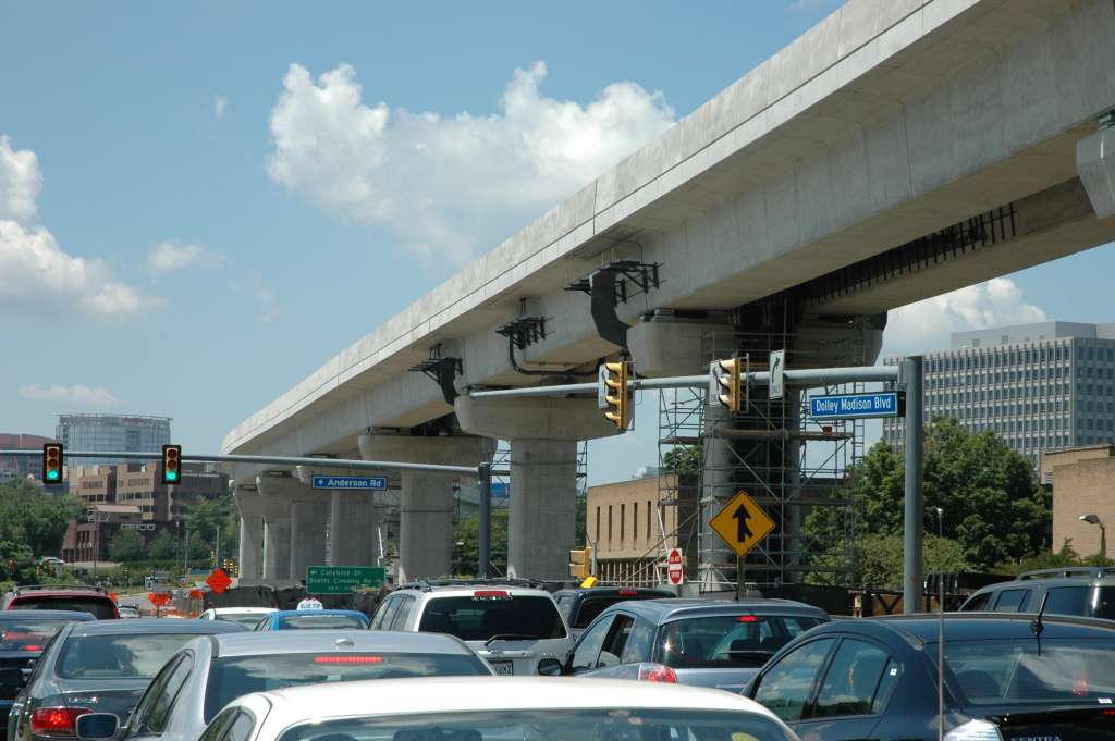 Elevated and Bridge metro tracks don't have custom pillars · Issue #9 ...